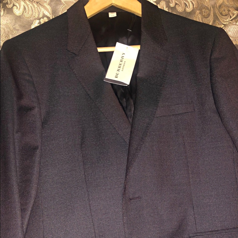 Oxblood Burberry Sportcoat